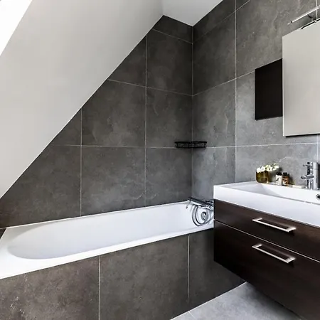 Διαμέρισμα Amazing 4bedrooms Champs Elysees *