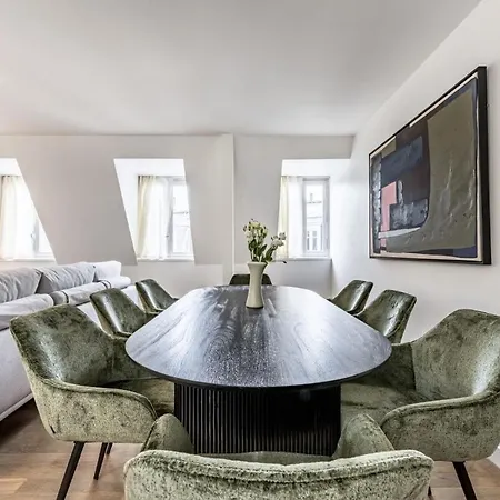 Amazing 4bedrooms Champs Elysees アパート パリ