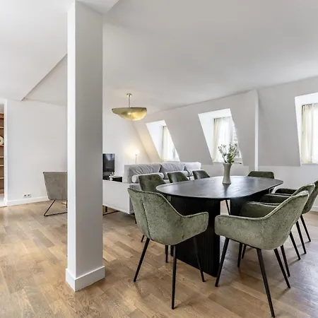 Apartamento Amazing 4bedrooms Champs Elysees